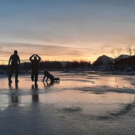 Rossgarden, Lyngen Дом отдыха