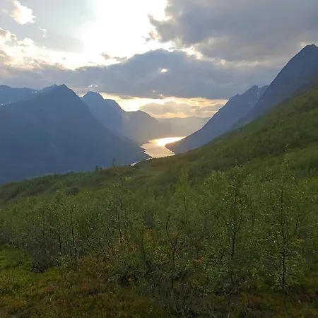 Дом отдыха Rossgarden, Lyngen