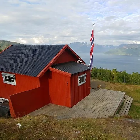 Дом отдыха Rossgarden, Lyngen Lyngseidet